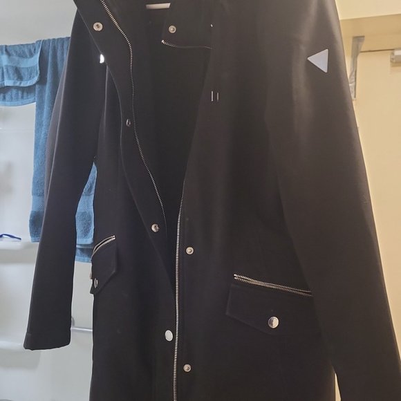 Items - Picture 7 of 7